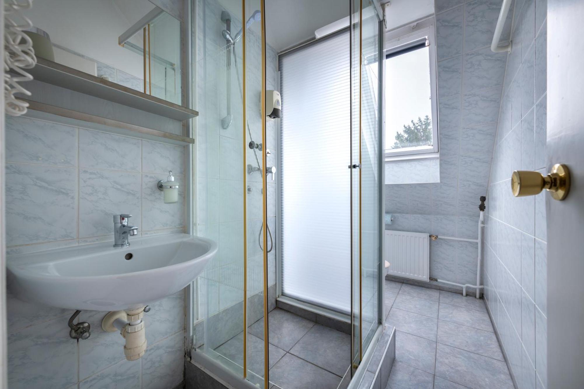 Hotel Kristal Gellert Hill Budapest Kültér fotó