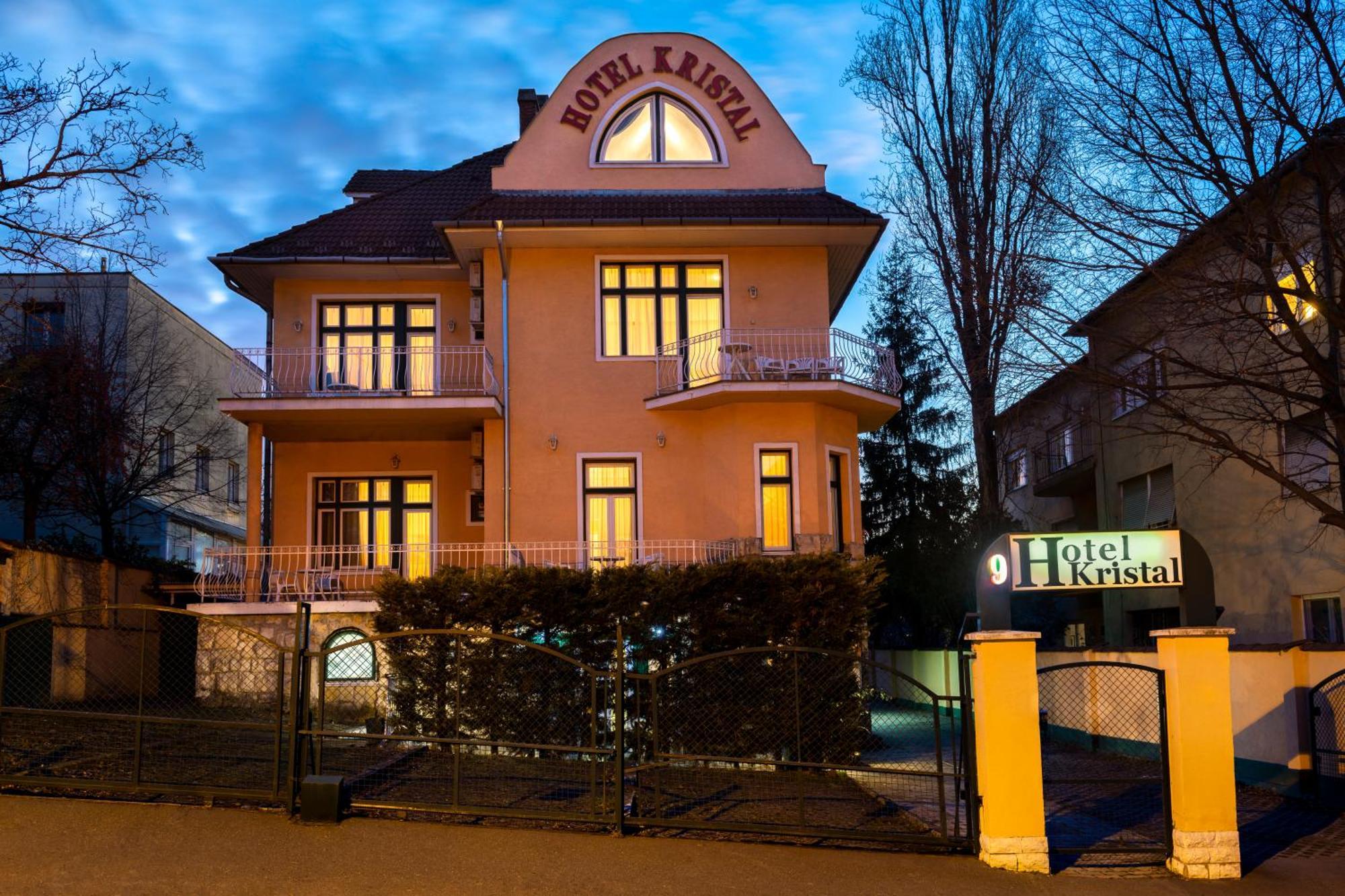 Hotel Kristal Gellert Hill Budapest Kültér fotó