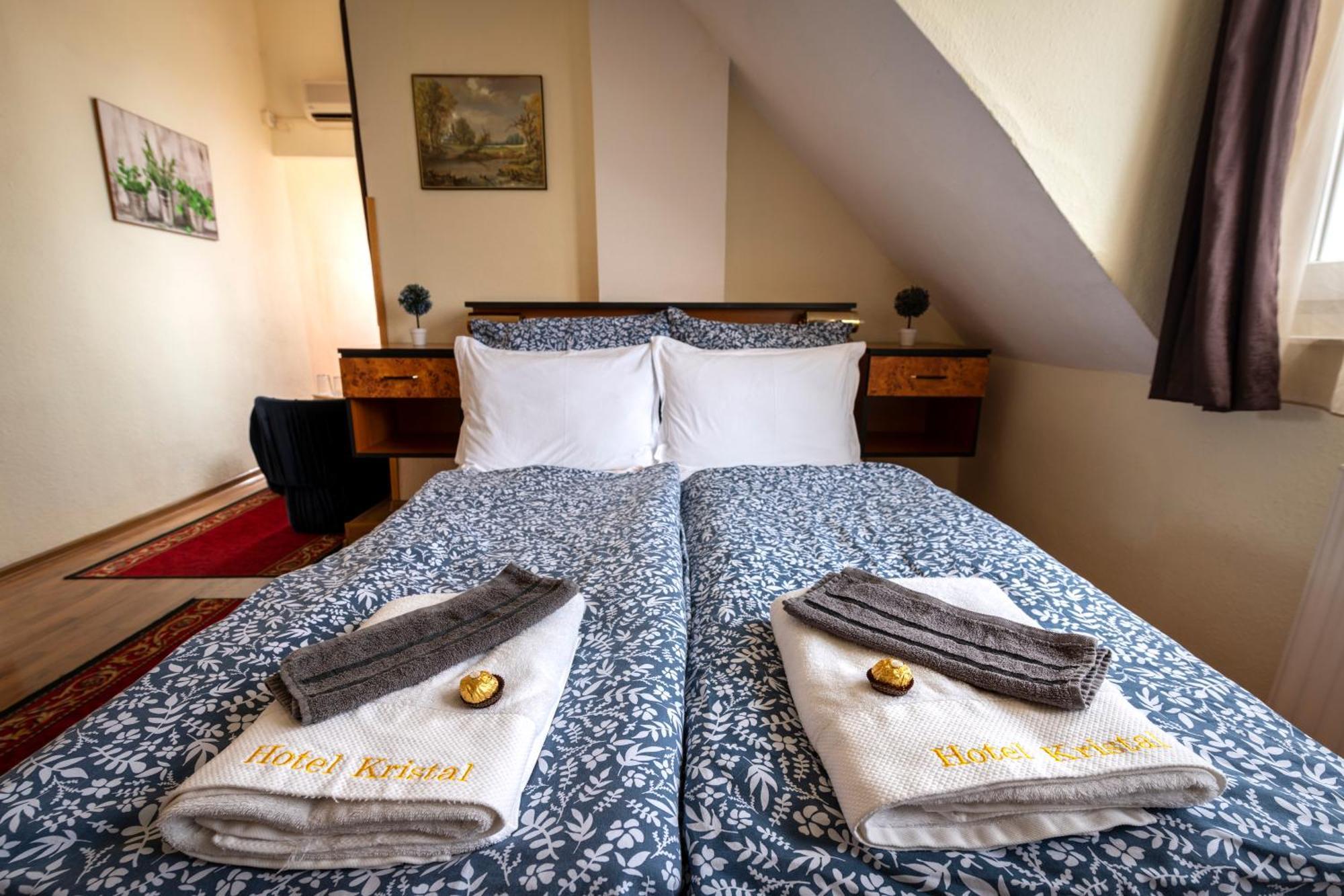 Hotel Kristal Gellert Hill Budapest Kültér fotó