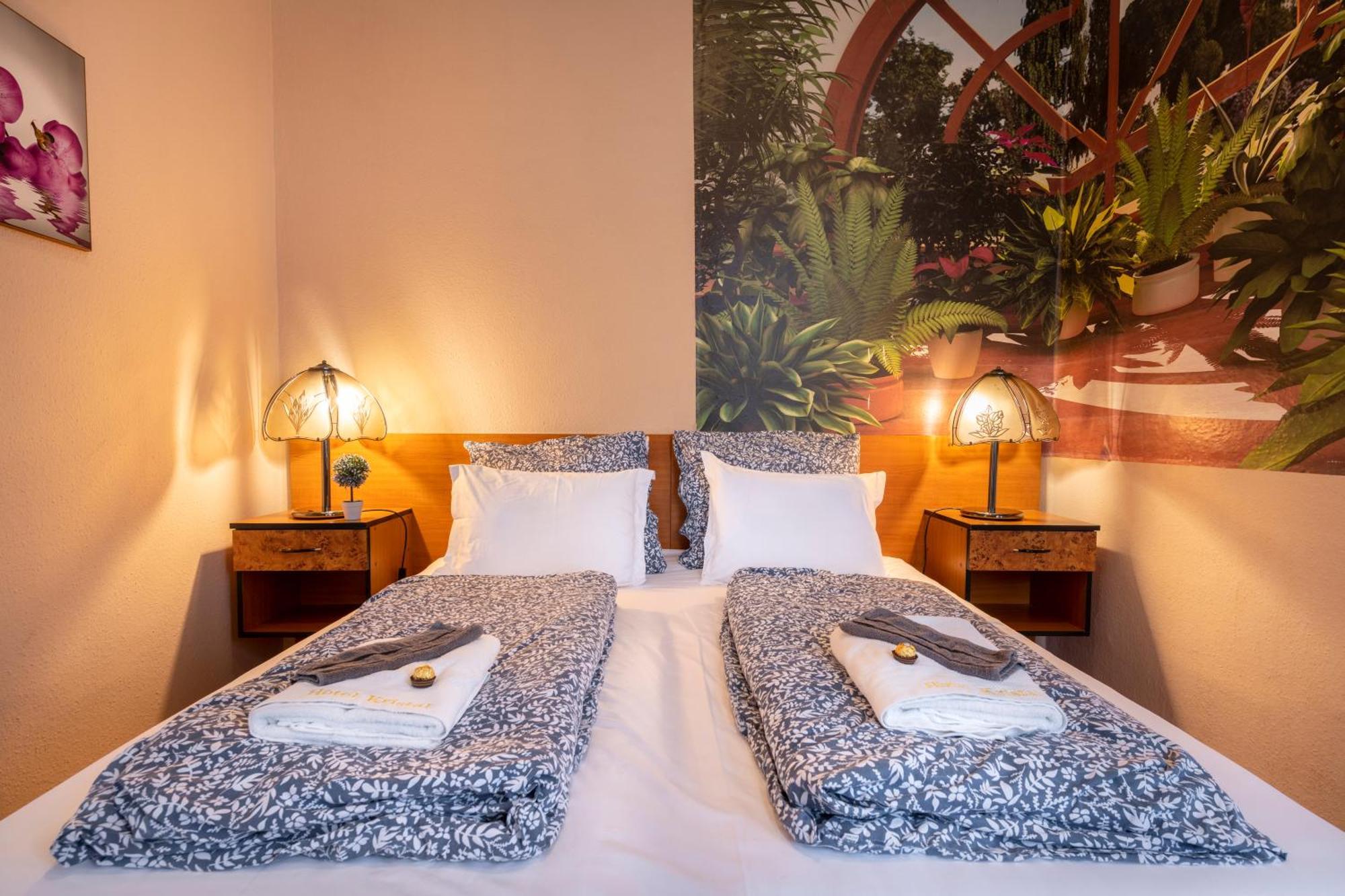 Hotel Kristal Gellert Hill Budapest Kültér fotó