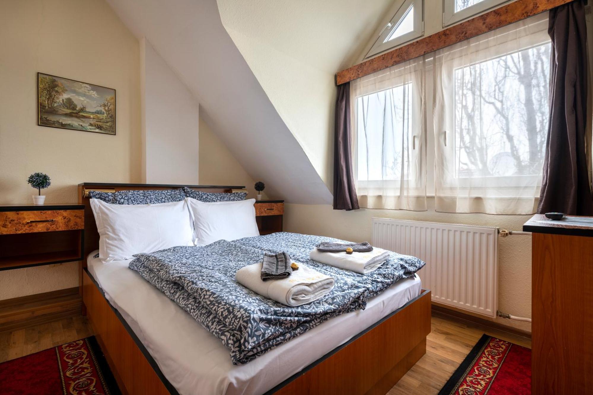 Hotel Kristal Gellert Hill Budapest Kültér fotó