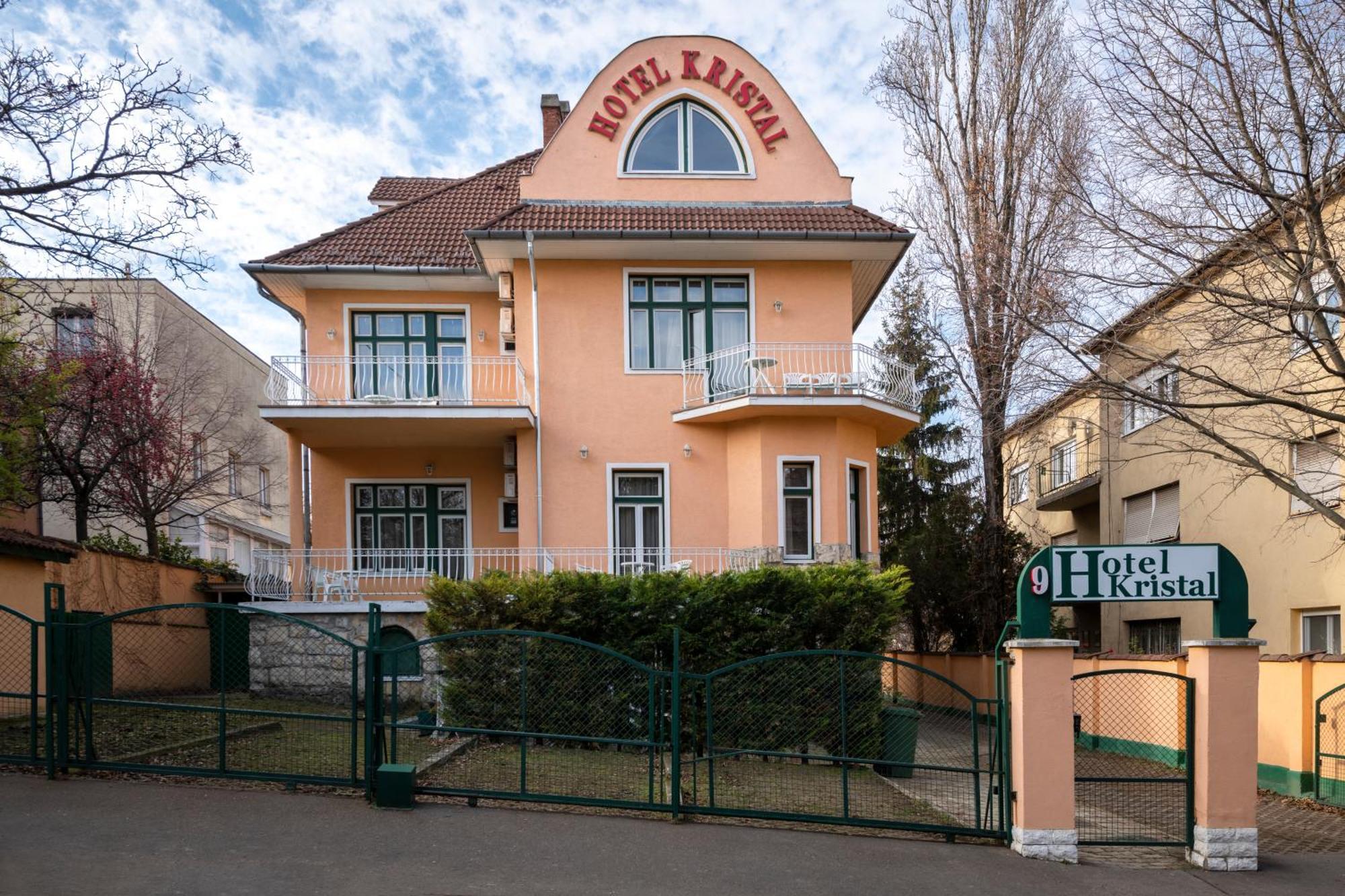Hotel Kristal Gellert Hill Budapest Kültér fotó