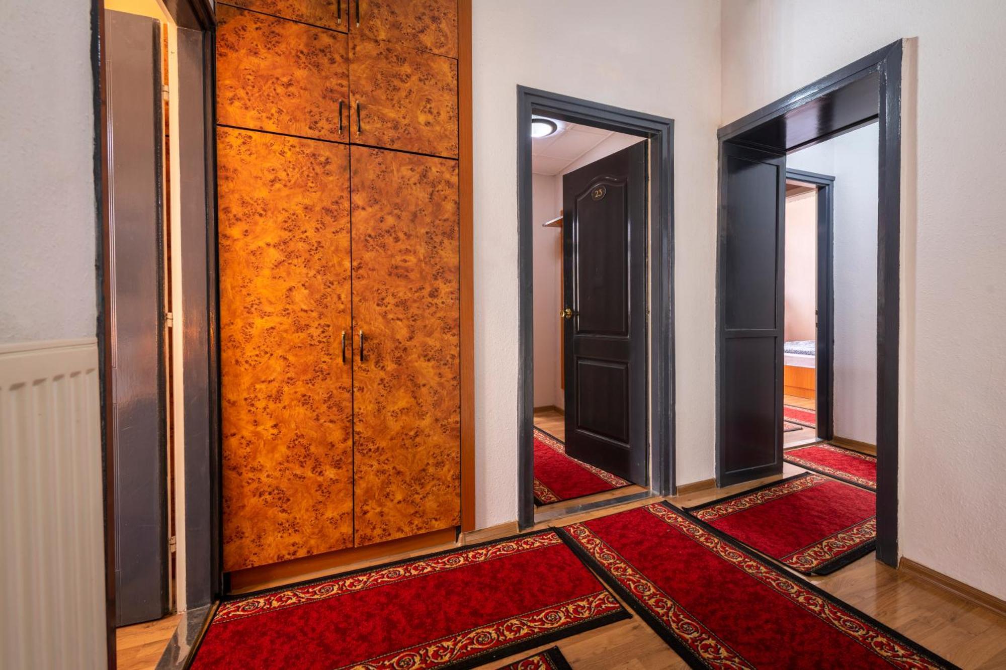 Hotel Kristal Gellert Hill Budapest Kültér fotó